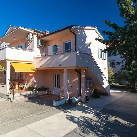 1-bedroom In Krk - Steps From The Beach!