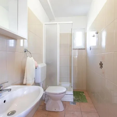 Apartment 1-bedroom In Krk - Steps From The Beach!