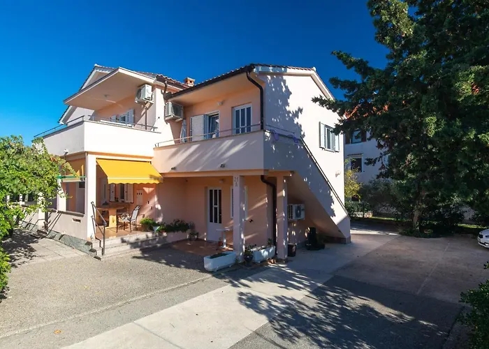 1-bedroom In Krk - Steps From The Beach!