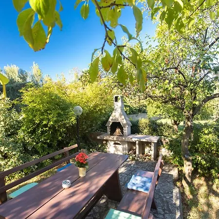 Appartamento 1-bedroom In Krk - Steps From The Beach! *